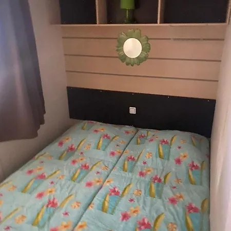 Campingplads Mobil-home Au Familial 4 Etoiles Les Sables D'or